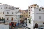 Tanger mit großer Straße